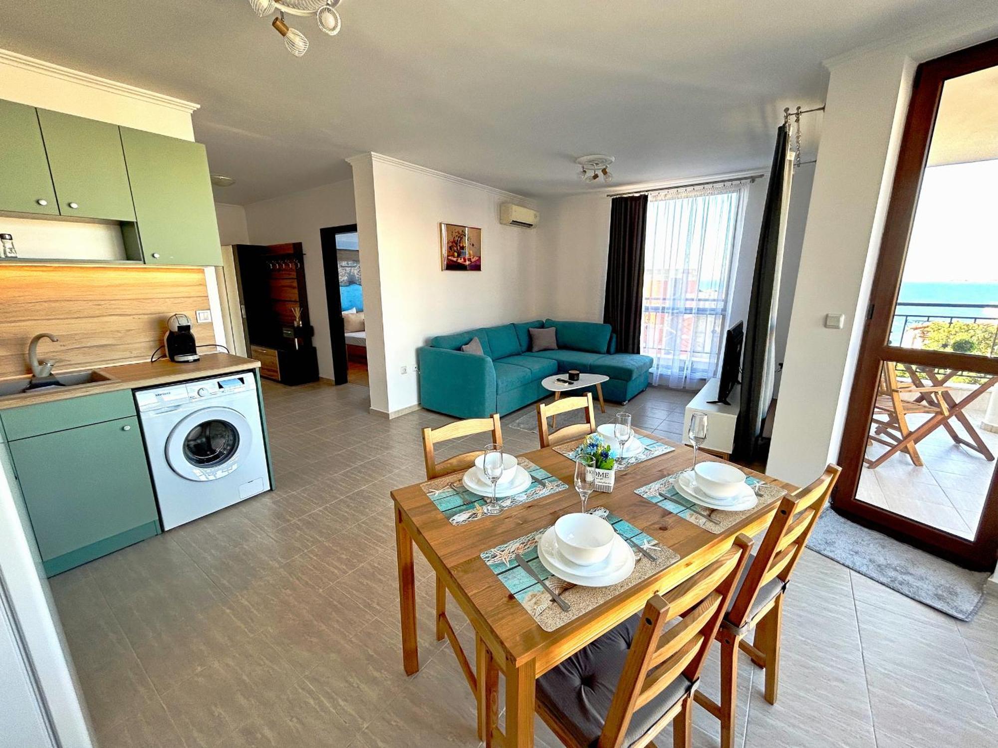 Apartment Calabria Свети Влас Екстериор снимка