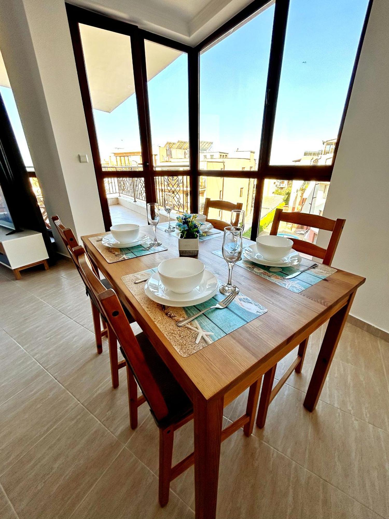 Apartment Calabria Свети Влас Екстериор снимка